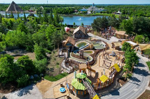Mit dem neuen Idefix-Abenteuerland startet in Sachsen der erste Schritt zum Asterix-Park. Foto: Hendrik Schmidt/dpa