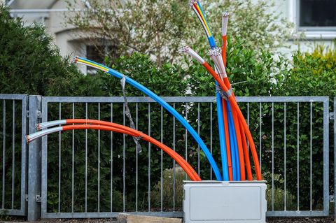 Schnelles Internet via Glasfaser ist bei Unternehmen gefragt, aber auch in vielen Privathaushalten (Symbolbild) Foto: Jan Woitas