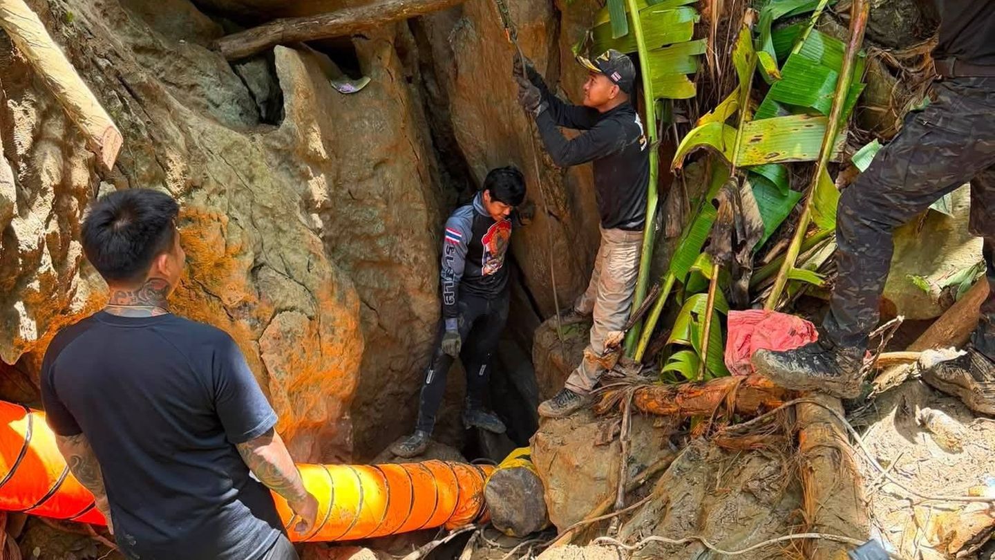 Laos: Fünf Menschen aus Höhle gerettet