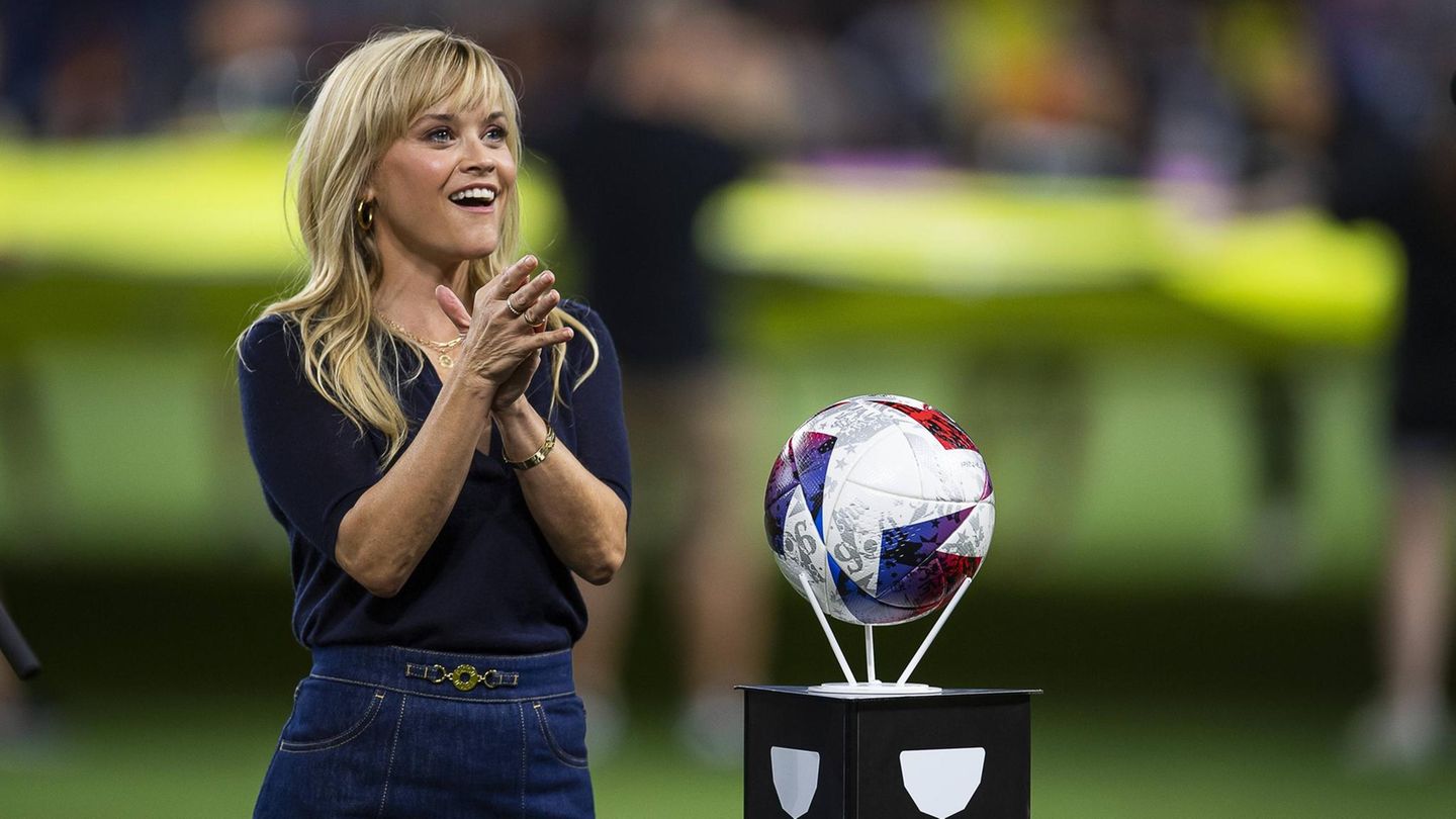 Fußballklub Reese Witherspoon