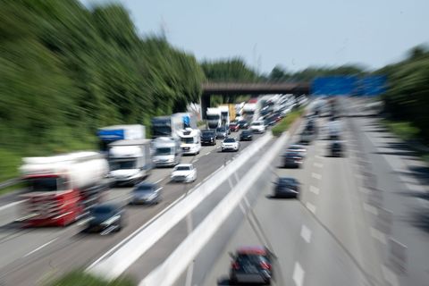 Auf der A2 zwischen dem Kreuz Magdeburg und der Anschlussstelle Alleringersleben staut sich der Verkehr. (Symbolbild) Foto: Fabi