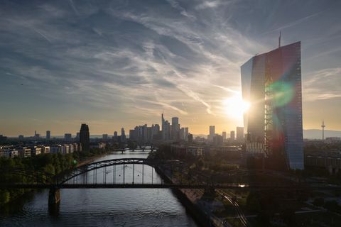 Etwa 15.000 zusätzliche Arbeitsplätze sollen nach dem Brexit im Frankfurter Finanzsektor entstanden sein. (Archivbild) Foto: Bor
