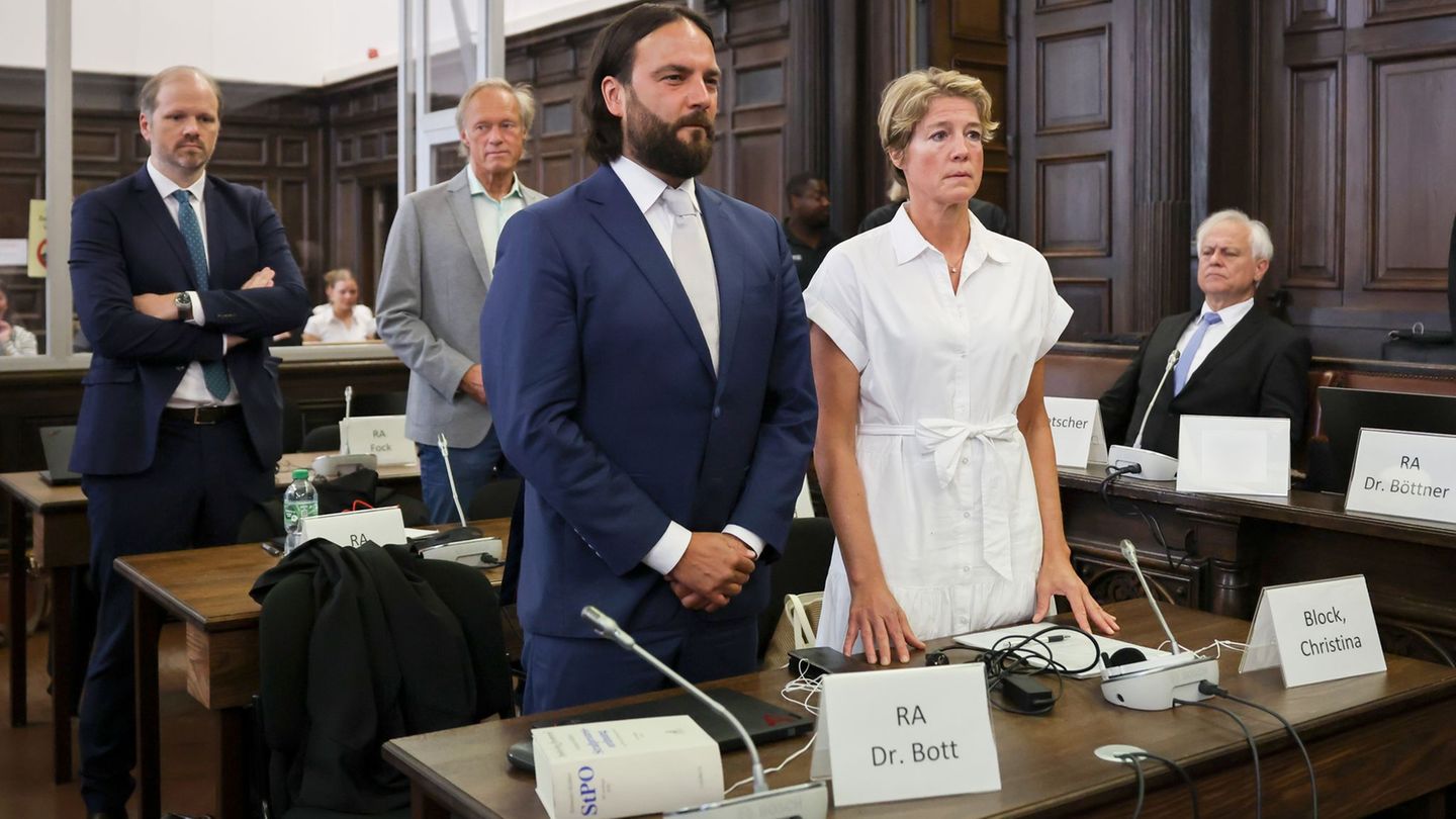 Christina Block und ihr Anwalt Ingo Bott Foto: Christian Charisius/dpa-pool/dpa