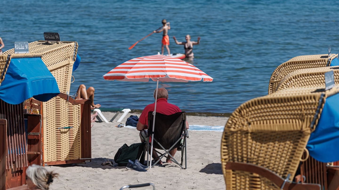 Schon zu Pfingsten war in Schleswig-Holstein bestes Strandkorb-Wetter. Foto: Markus Scholz/dpa
