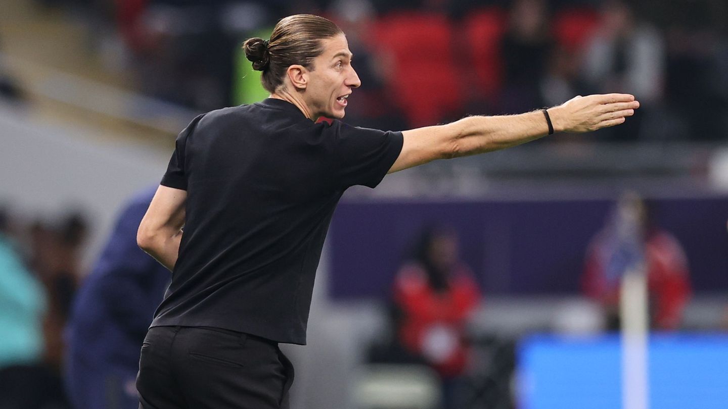 Nach Medienberichten verhandelt Bayer Leverkusen mit Filipe Luis. (Archivbild) Foto: Hussein Sayed/AP/dpa