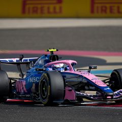 Noch ist das Formel-1-Auto von Alpine-Pilot Franco Colapinto in Blau und Pink gehalten. Ab der kommenden Saison wird das schon anders aussehen, wenn Gucci Namen und Farben beisteuert (Archivfoto)