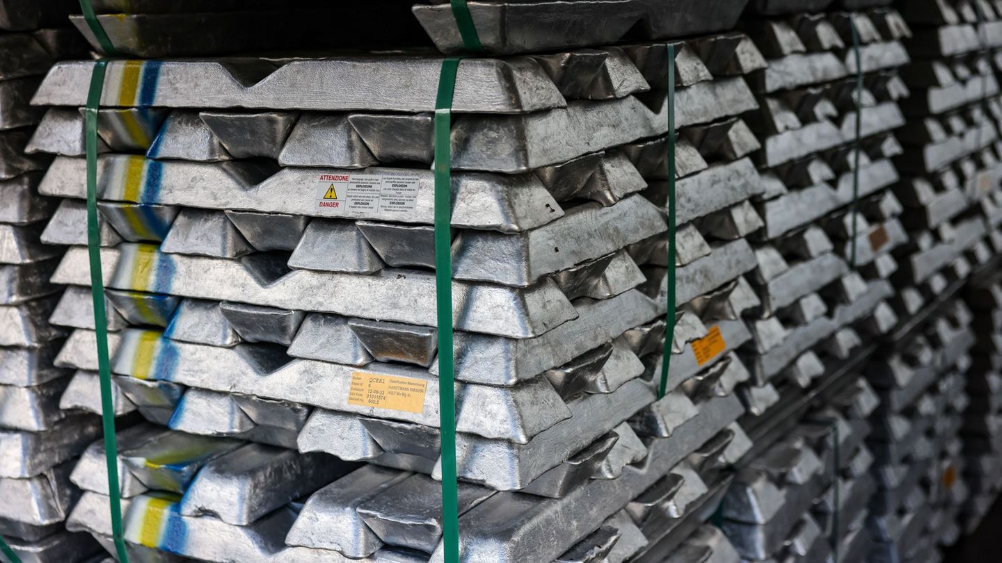 Aluminium hat sich binnen eines Jahres deutlich verteuert, wenn auch nicht so stark wie Wolfram. (Symbolbild) Foto: Jan Woitas/d