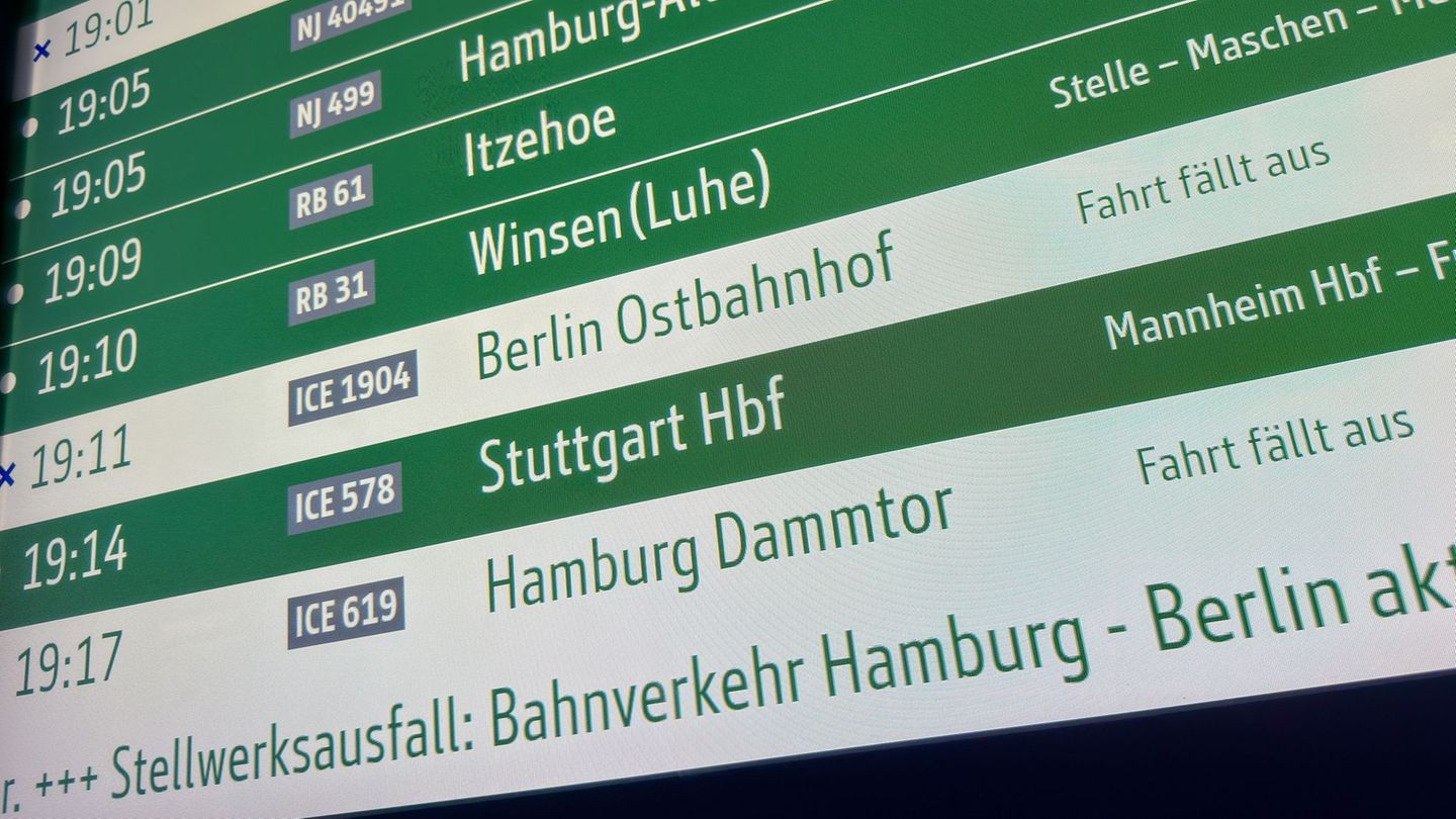Der Stellwerkausfall bei Lüneburg ist laut Bahn behoben. Der Verkehr zwischen Hamburg und Berlin rollt wieder an. Foto: Bodo Mar