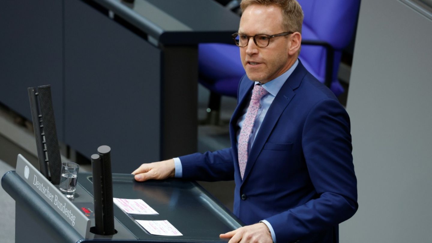 CDU-Politiker Henrichmann im Bundestag