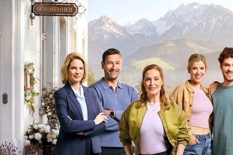 „Die Landarztpraxis - Team Sonnenhof“: Rike Schmid, Michael Epp, Pina Kühr, Sina Zadra und Tobias Schäfer (v.l.n.r.).