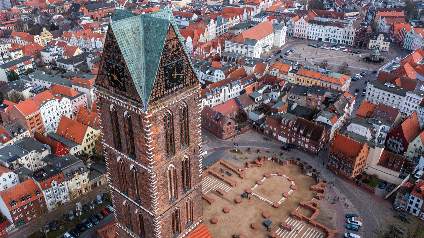 An der Hochschule Wismar ist mit dem Bau eines Laborgebäudes begonnen worden. (Archivbild) Foto: Jens Büttner/dpa