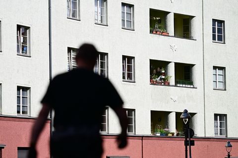 Wie hoch die Mieten sind, lässt sich von außen nicht erkennen. (Symbolbild) Foto: Sebastian Christoph Gollnow/dpa
