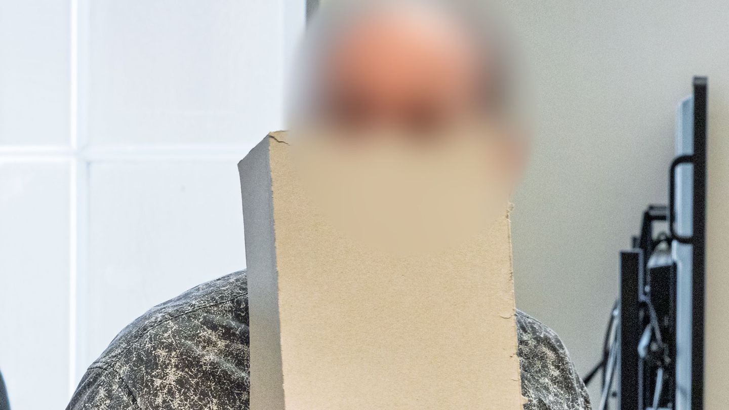 Der heute 62 Jahre alte Angeklagte wurde wegen Mordes an einem transsexuellen Prostituierten im Jahr 1983 verurteilt. Foto: Mark