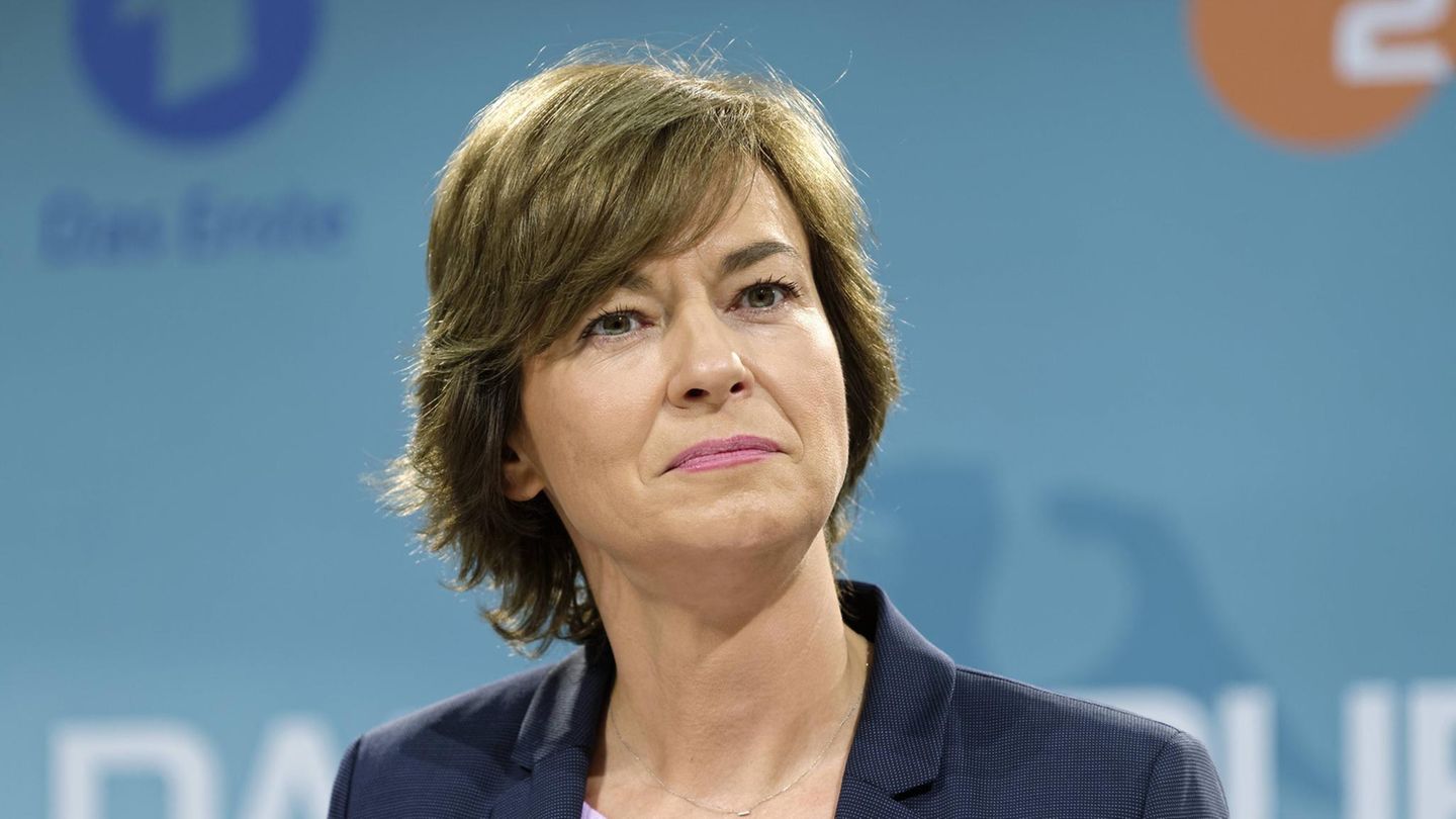 Seit 1999 moderiert Maybrit Illner im ZDF ihre eigene Polit-Talkshow