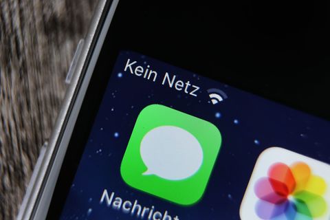 Ohne Netz funktionieren Telefone und Internet nicht. (Symbolbild) Foto: Karl-Josef Hildenbrand/dpa