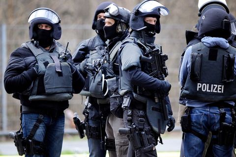 In Laatzen war ein Spezialeinsatzkommando vor Ort. (Symbolbild) Foto: Marius Becker/dpa