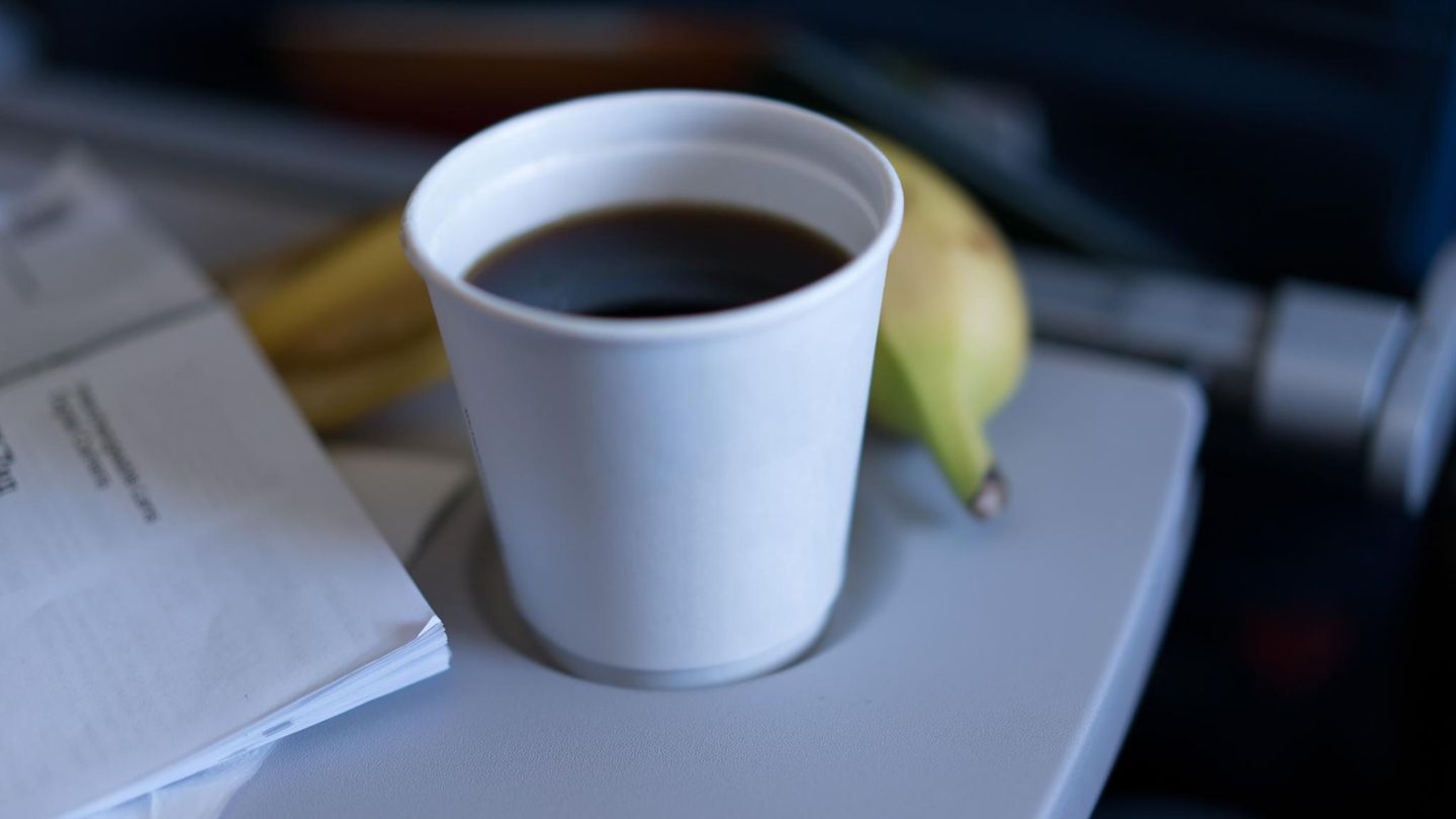 Kaffee im Flugzeug