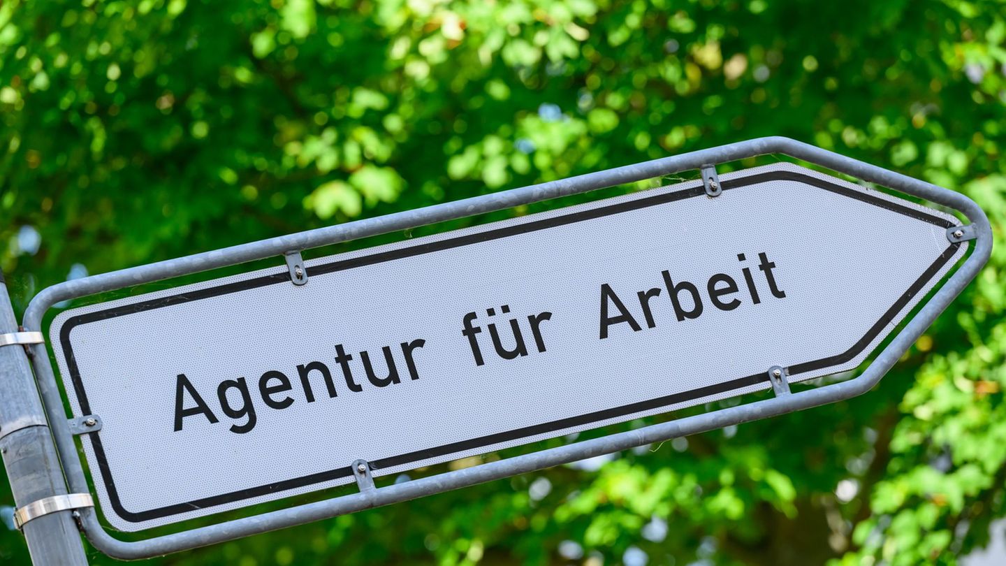 Im April war die erhoffte Frühjahrsbelebung ausgeblieben. Kann der Mai Hessens Arbeitsmarkt wieder in Schwung bringen? (Symbolbi