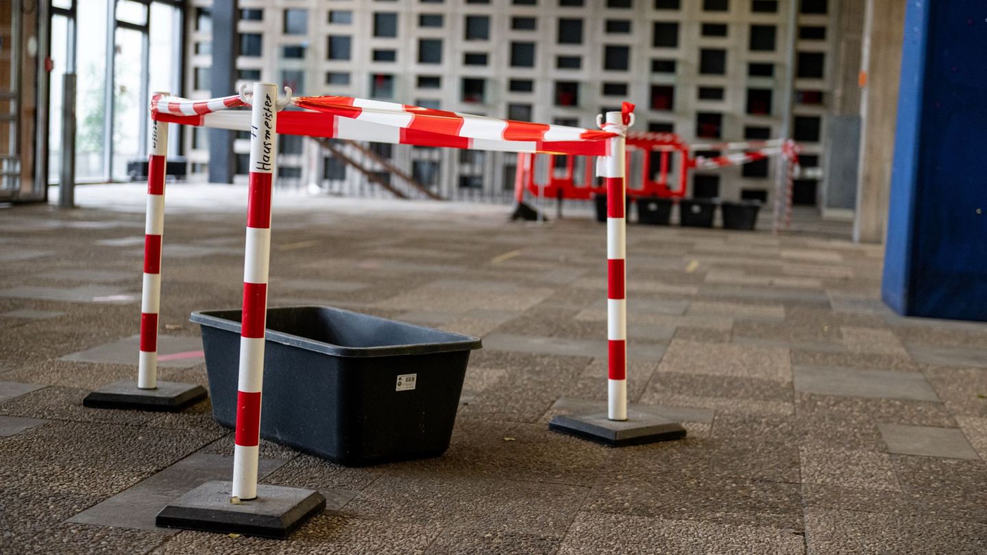 Nicht nur an der TU gibt es einen Sanierungsstau. (Archivbild) Foto: Fabian Sommer/dpa