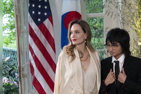 Angelina Jolie und ihr ältester Sohn Maddox bei einem Event im Weißen Haus im Jahr 2023.