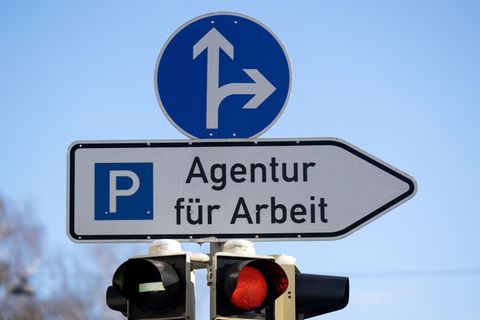 In Bayern waren im Mai 313.557 Menschen arbeitslos gemeldet. (Symbolbild) Foto: Sven Hoppe/dpa