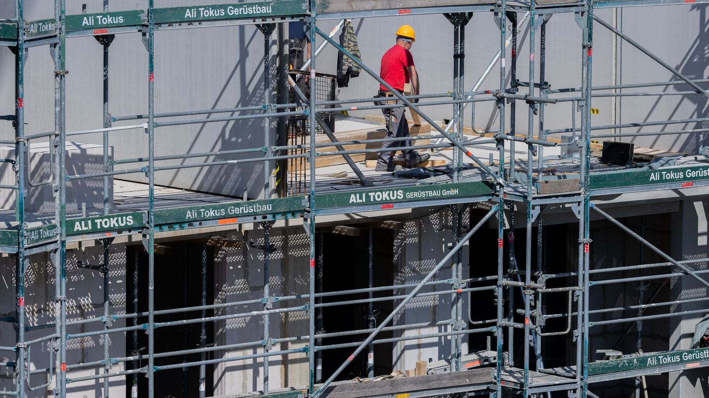 In NRW werden weniger neue Wohnungen gebaut als benötigt. (Archivbild) Foto: Rolf Vennenbernd/dpa