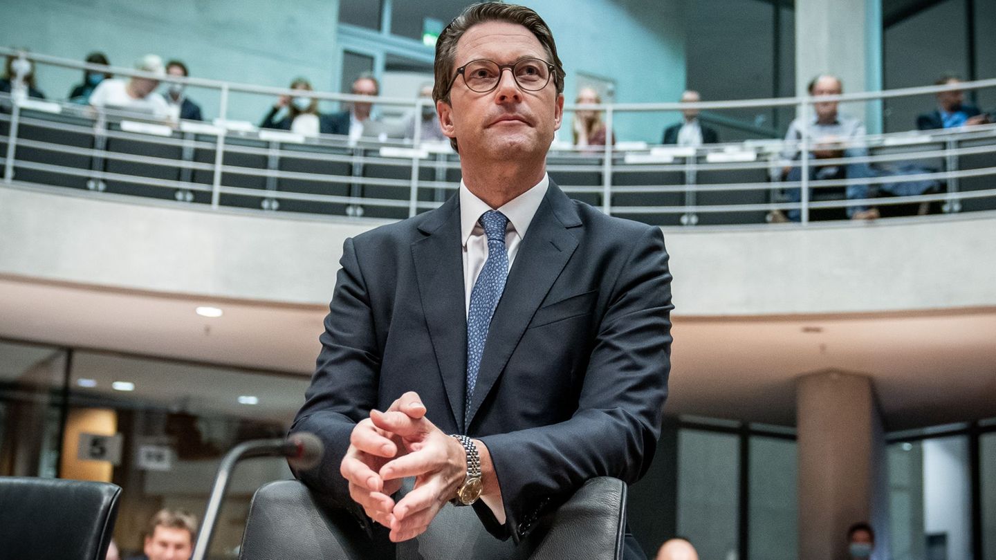 Das Landgericht Berlin hat die Anklage gegen den ehemaligen Bundesverkehrsminister Andreas Scheuer zugelassen. (Archivbild) Foto