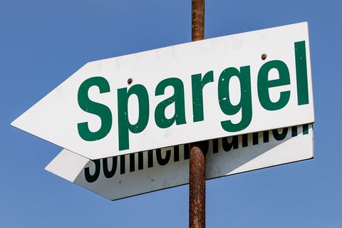 Der meiste Spargel von schleswig-holsteinischen Feldern wird direkt vermarktet. (Symbolbild) Foto: Axel Heimken/dpa