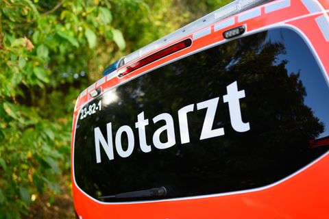 Ein 26 Jahre alter Mann ist in der Saar bei Mettlach ertrunken. (Symbolbild) Foto: Julian Stratenschulte/dpa