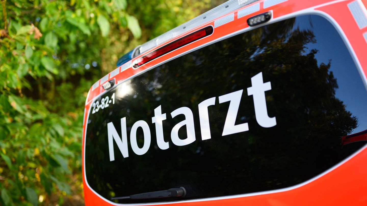 Ein 26 Jahre alter Mann ist in der Saar bei Mettlach ertrunken. (Symbolbild) Foto: Julian Stratenschulte/dpa