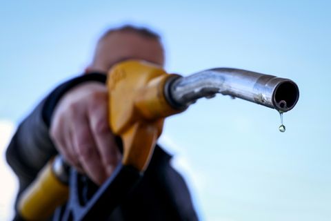 An der Tankstelle