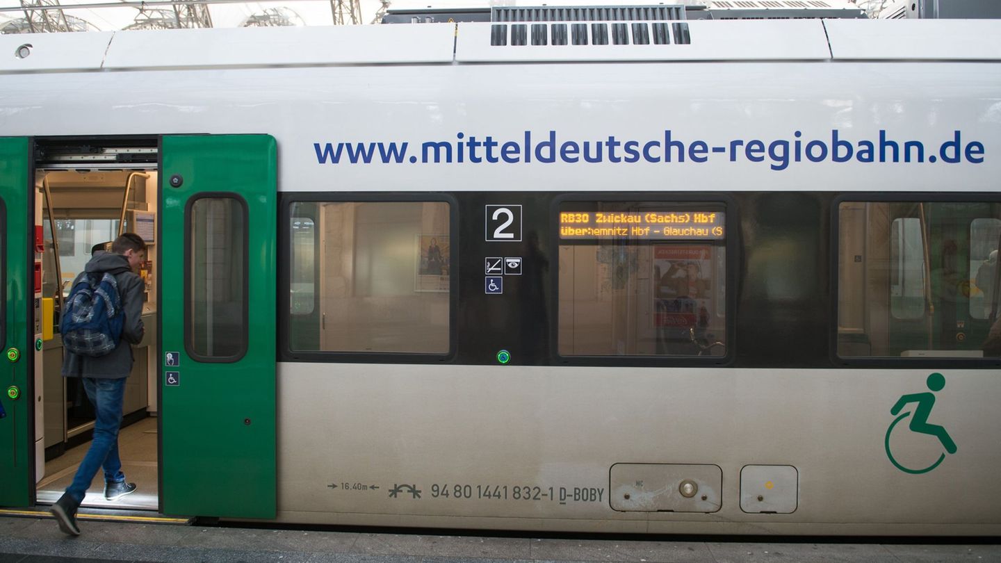 Bahnverkehr: Bombendrohung: Hauptbahnhof Zwickau kurzzeitig gesperrt