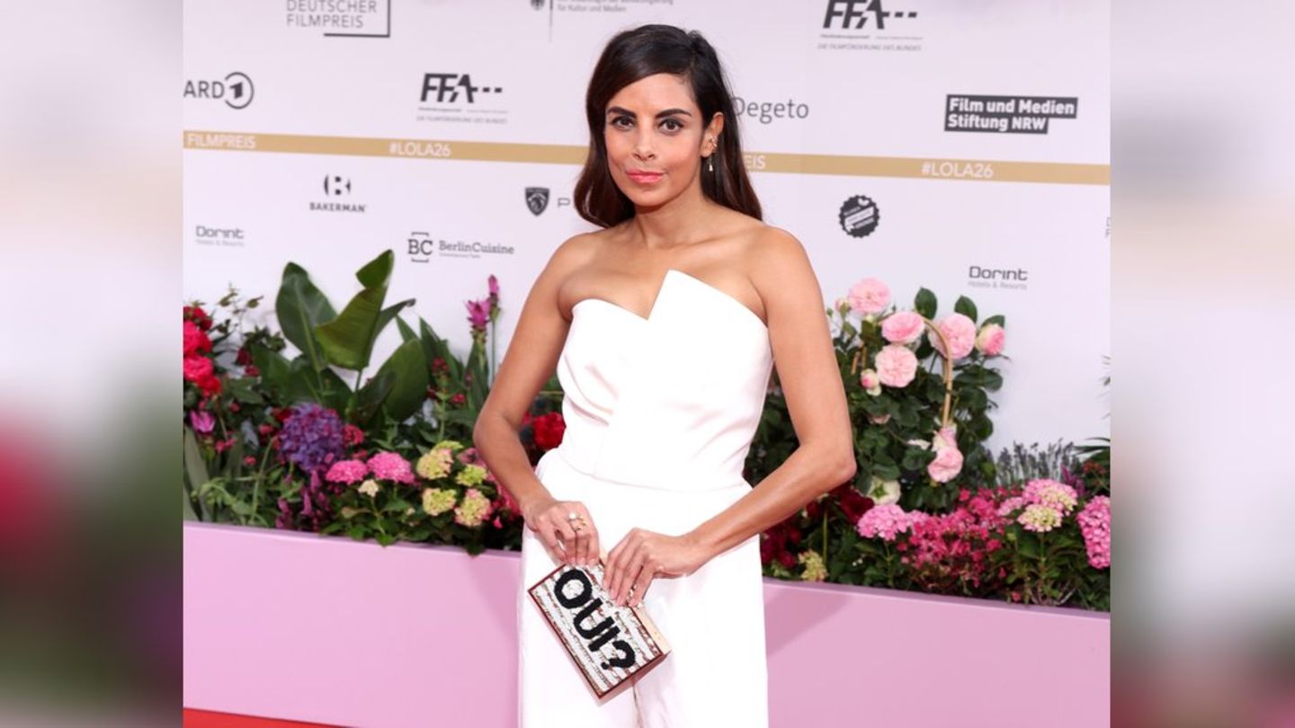 Collien Fernandes beim Deutschen Filmpreis in Berlin.