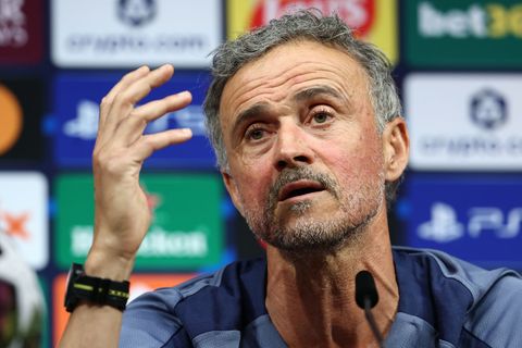 Nach Meinung von PSG-Coach Luis Enrique gibt es keinen Favoriten im Champions-League-Finale. (Archivbild) Foto: Franck Fife/POOL
