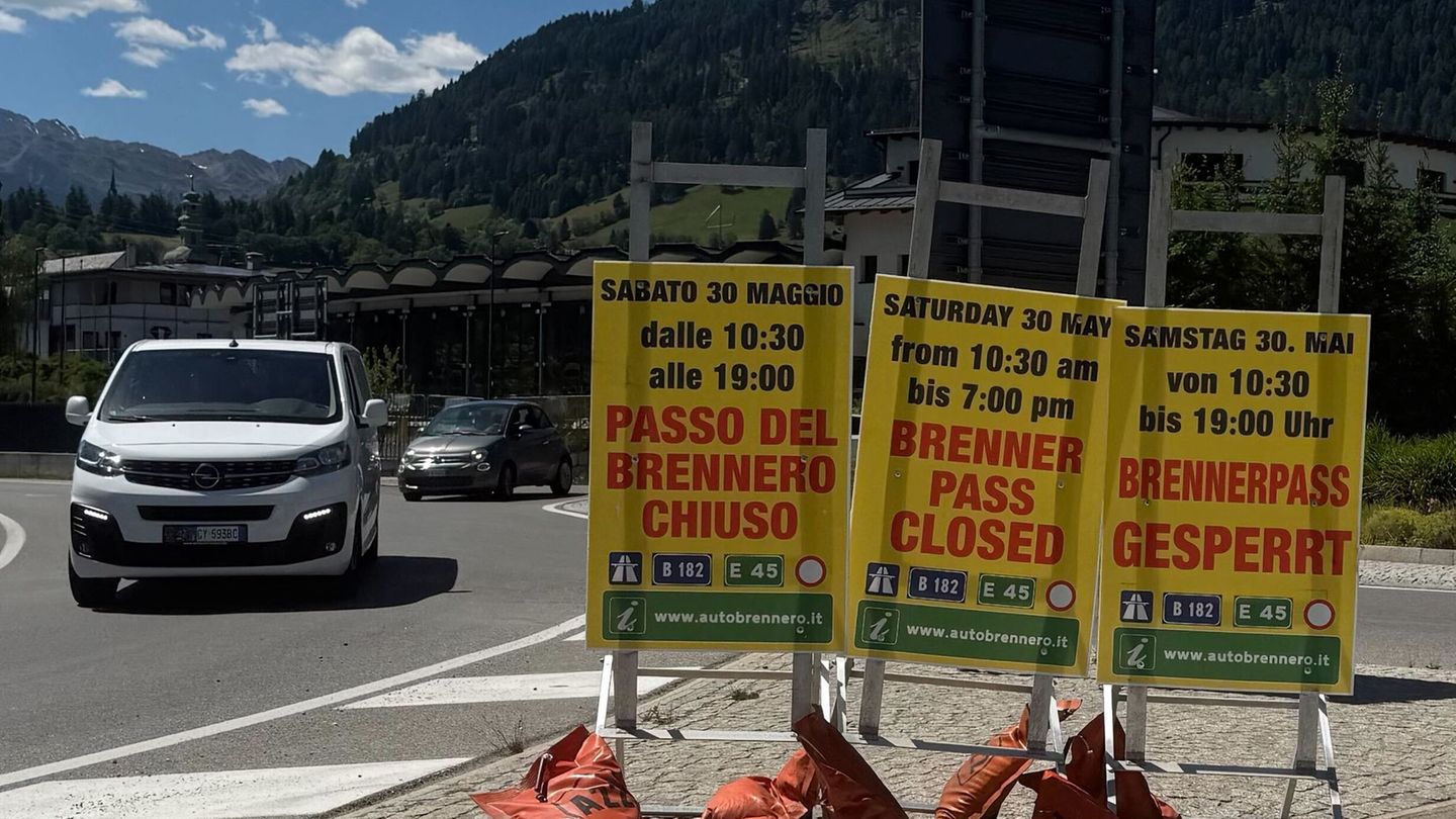 Protest gegen Verkehrsflut: Brenner-Blockade: Polizei in Südtirol verstärkt Präsenz