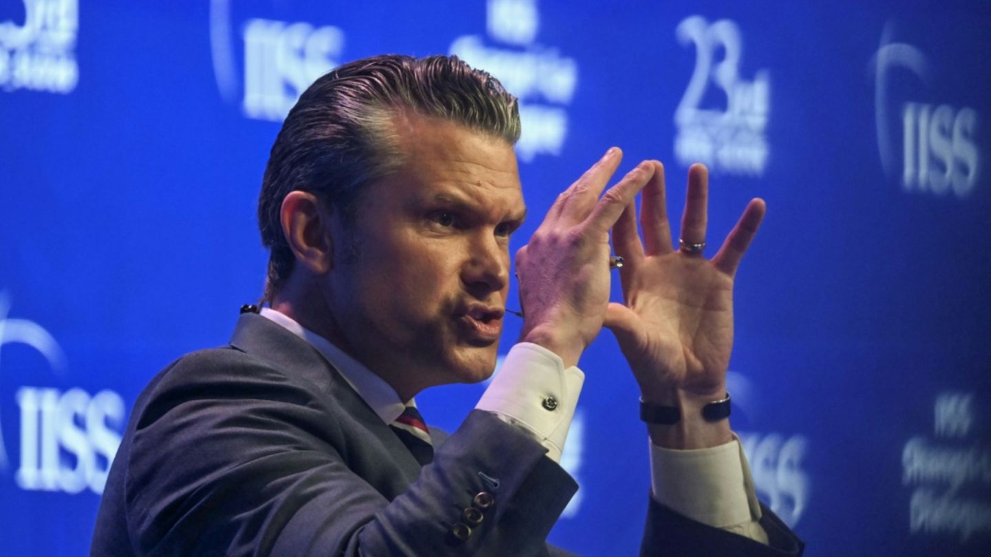 US-Verteidigungsminister Hegseth auf dem Shangri-La-Dialog in Singapur