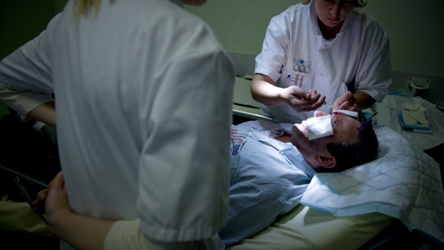 Chirurgen in Krankenhaus