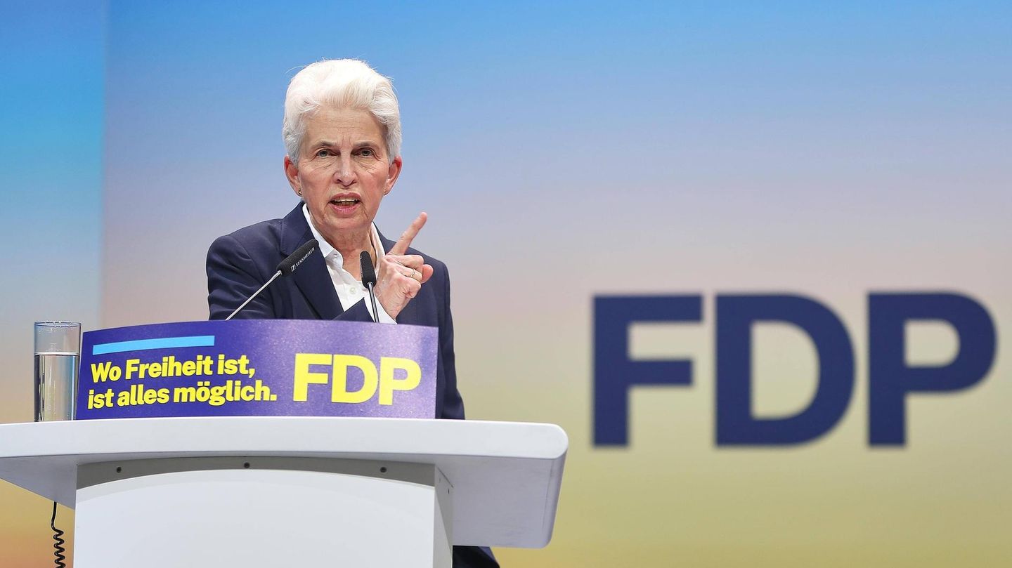 FDP-Politikerin Marie-Agnes Strack-Zimmermann bei ihrer Rede auf dem Parteitag
