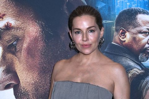 Sienna Miller kann sich gut vorstellen, Bond zu spielen.