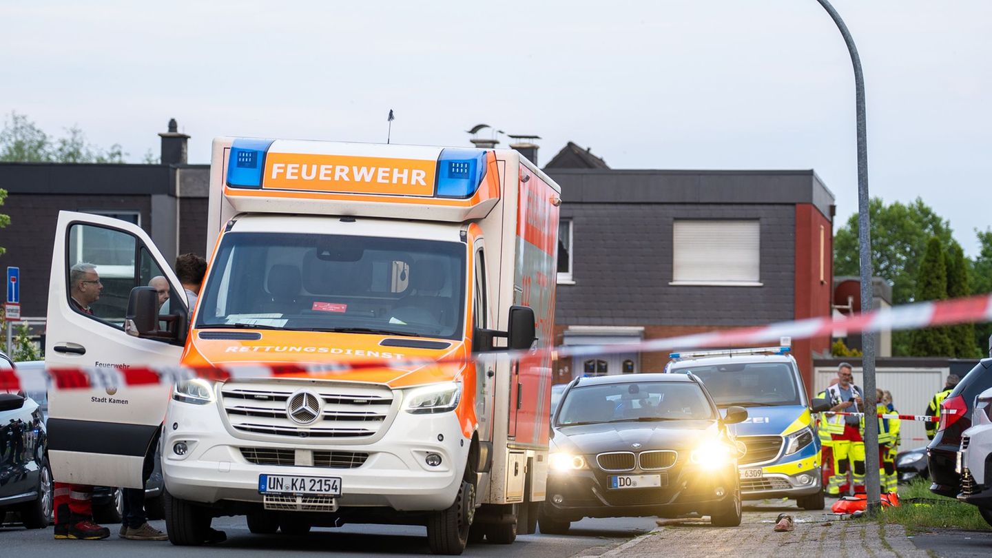 Eine Auseinandersetzung in Bergkamen endete tödlich. (Symbolbild) Foto: Max Lametz/dpa