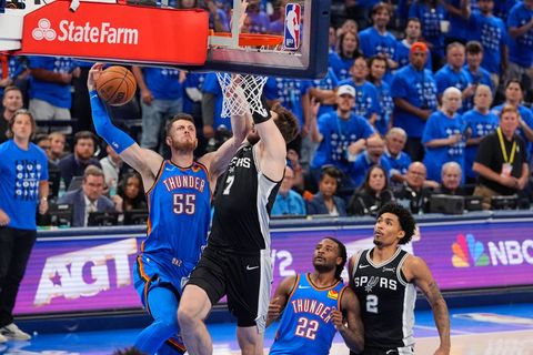 Isaiah Hartenstein konnte das Aus der Thunder nicht verhindern. Foto: Nate Billings/AP/dpa