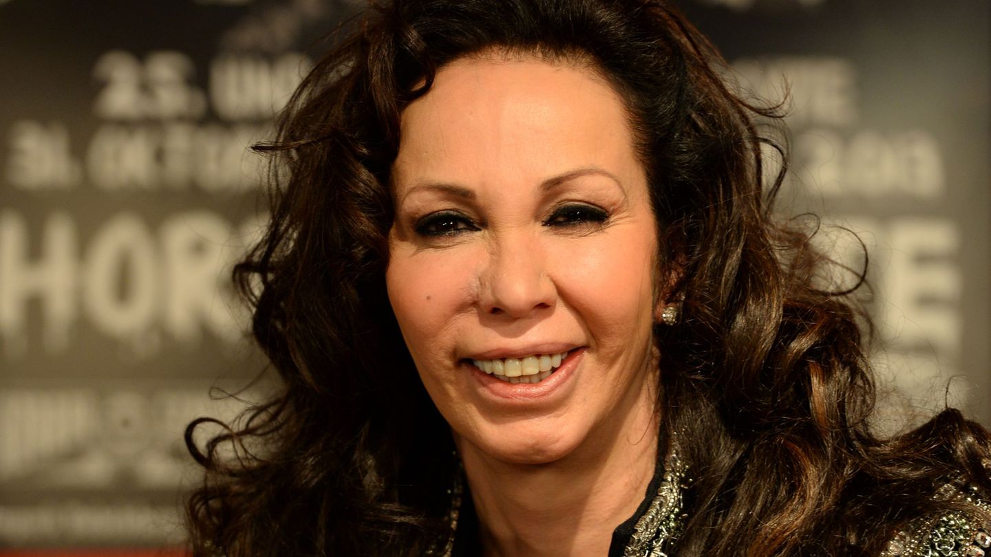 Das Sandmännchen brachte ihr Deutsch bei: US-Sängerin Jennifer Rush (Archivbild) Foto: Ralf Hirschberger/dpa-Zentralbild/dpa