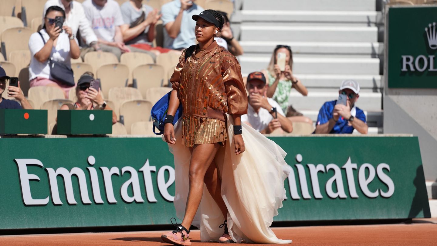 Naomi Osaka ist ein Star - und darf nun auch ein Match in der Nightsession bei den French Open spielen. Foto: Thibault Camus/AP/