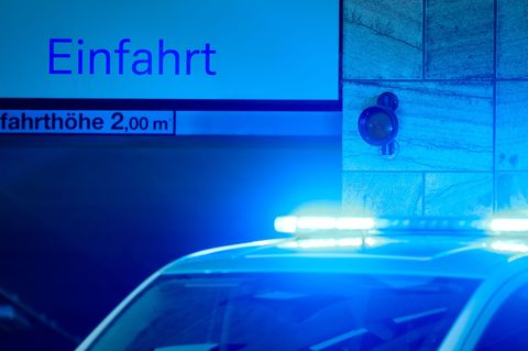 Die Polizei hat die Spuren in mehreren Münchner Tiefgaragen gesichert. (Symbolbild) Foto: Christoph Reichwein/dpa