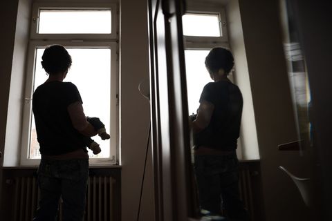 Zum Kindertag leben in Sachsen-Anhalt rund 422.000 Kinder mit ihren Eltern zusammen (Symbolbild) Foto: Sebastian Gollnow/dpa