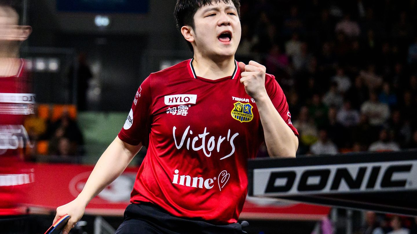 Triple-Sieger mit Saarbrücken: Der Chinese Fan Zhendong. Foto: Tom Weller/dpa