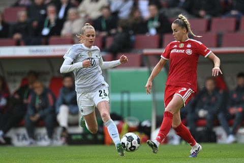 Die Frauen-Bundesliga macht sich auf den Weg in die Selbstständigkeit. (Archivbild) Foto: Fabian Strauch/dpa