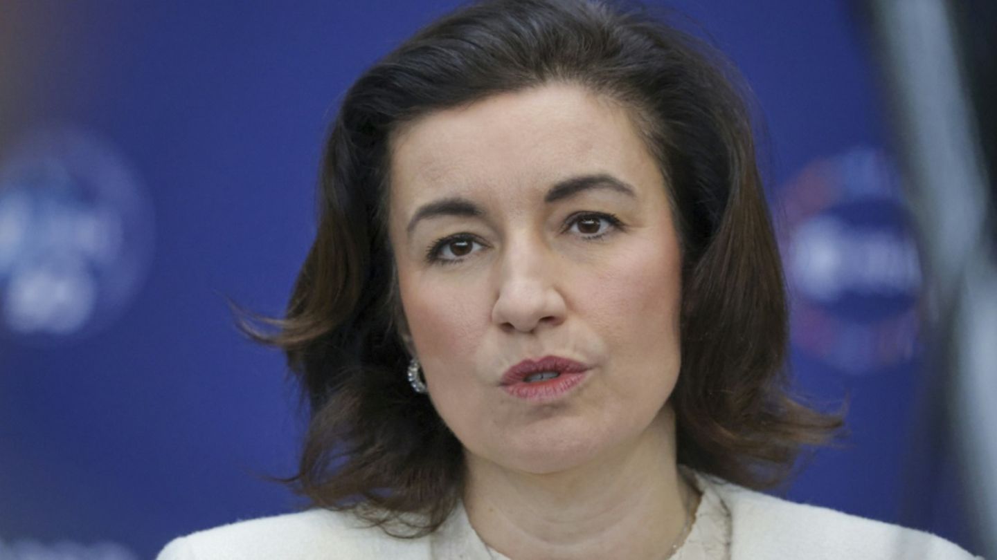 Ministerin Bär