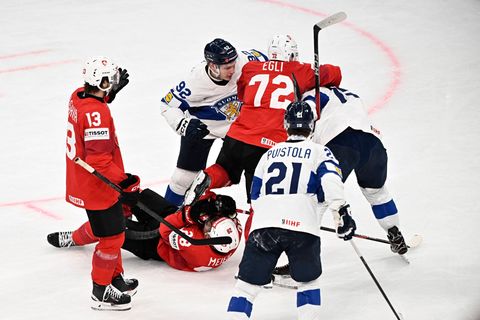 Finnland und die Schweiz lieferten sich ein packendes WM-Finale. Foto: Roni Rekomaa/Lehtikuva/dpa