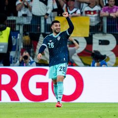 Deniz Undav jubelt nach seinem Tor im Testspiel gegen Finnland
